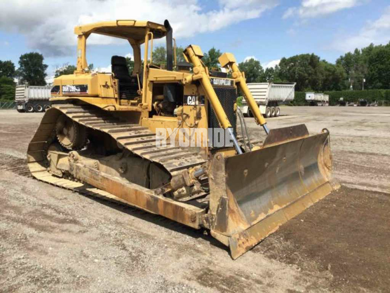 Caterpillar Bulldozer CATERPILLAR D6H LGP Fairly used Imported