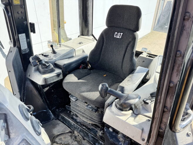 Caterpillar D6N LGP
