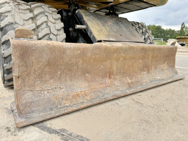 Caterpillar M315D
