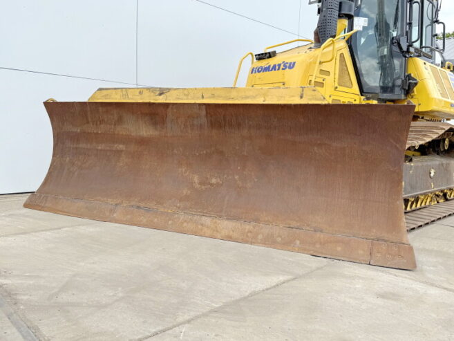Komatsu D61PX-24